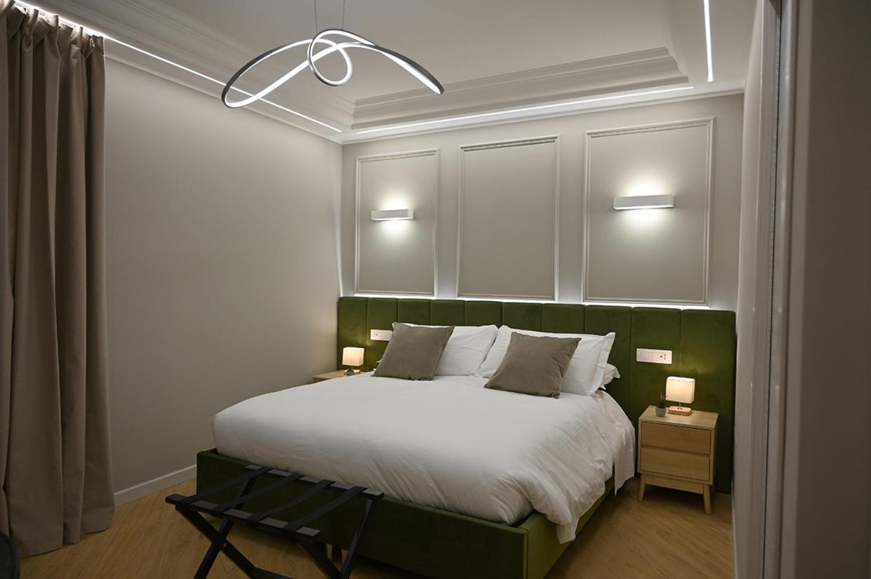 Mom Apartment Rooms&Suites Тиволи Экстерьер фото